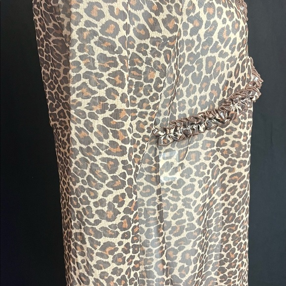 UjENA Sheer Leopard Top / Beach Coverup Medium - Picture 4 of 9